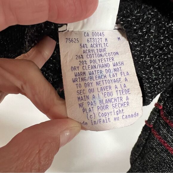 Vintage Tundra Canada Coogi Style 3D Knit Sweater - Picture 6 of 10